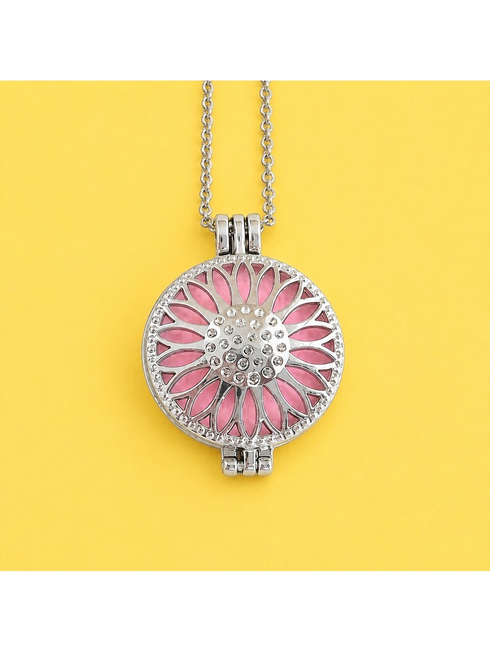 Flower Aromatherapy Necklace in Stainless Steel
